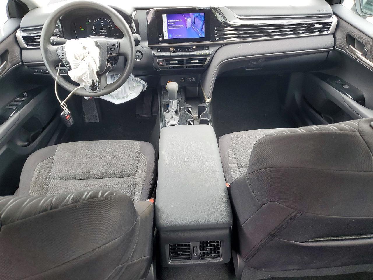 2025 TOYOTA CAMRY HYBRID — фото 8