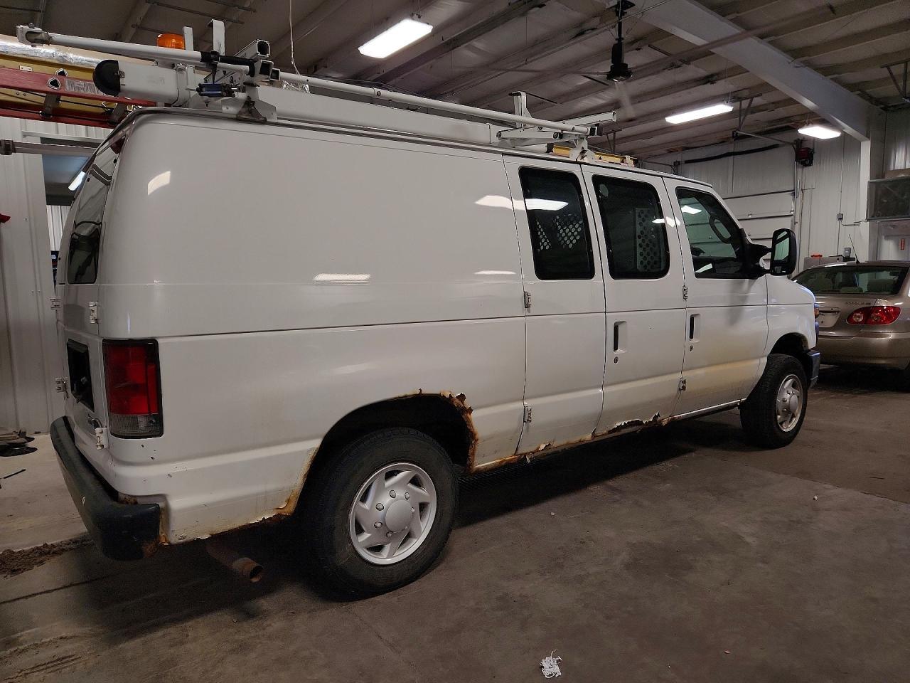 2013 FORD ECONOLINE — фото 3