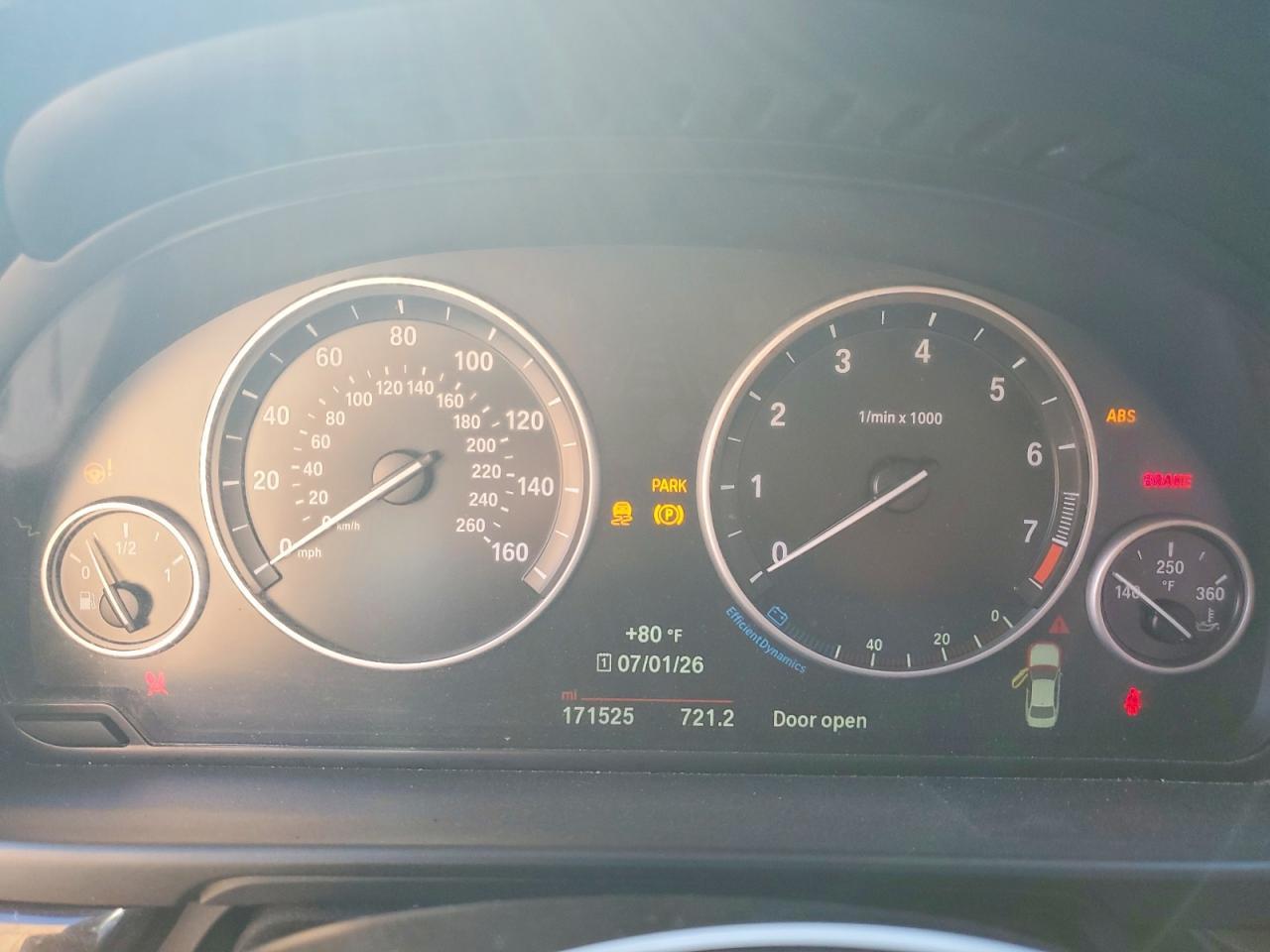 2016 BMW 5 SERIES — фото 9