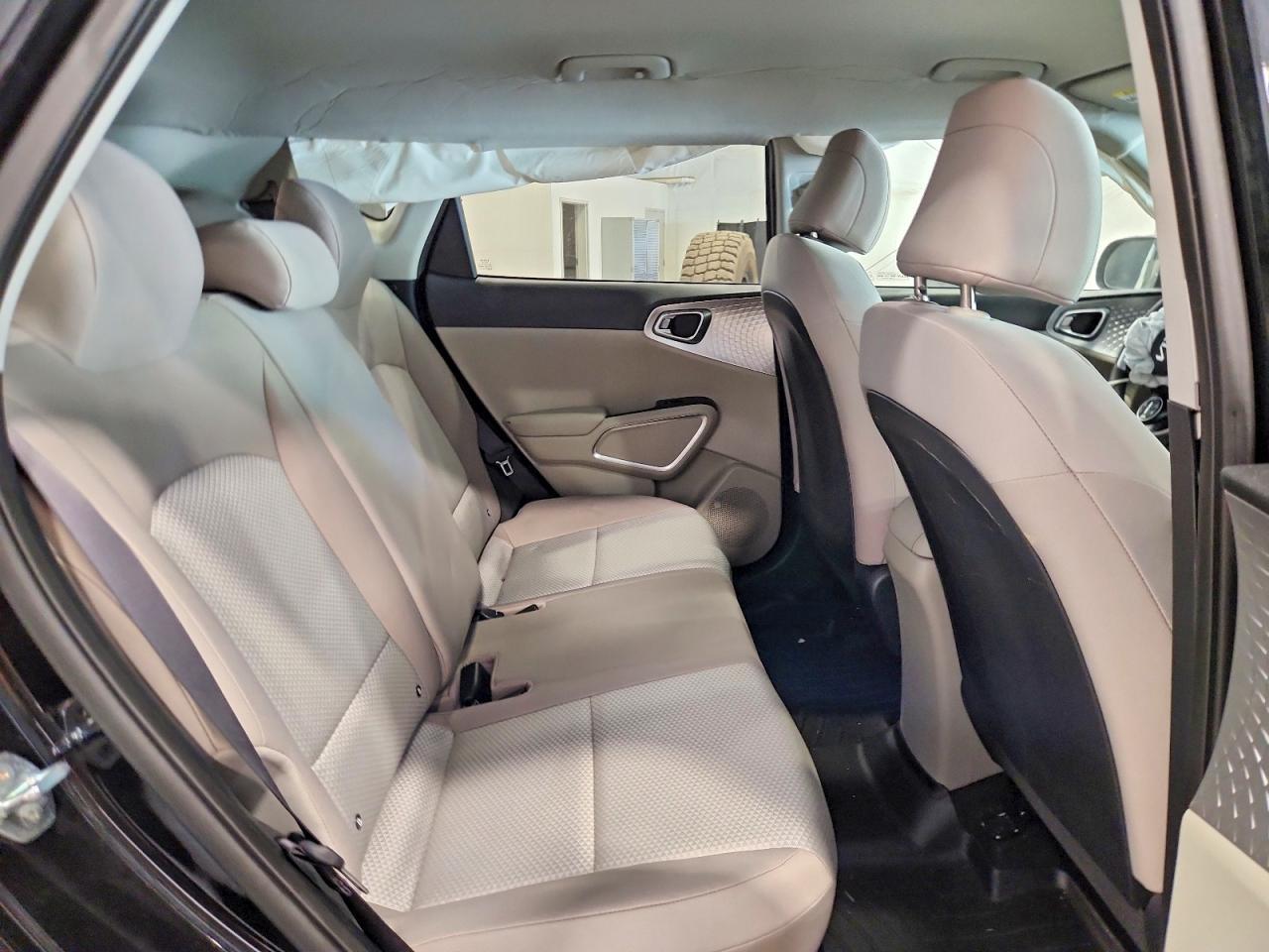 2023 KIA SOUL — фото 10