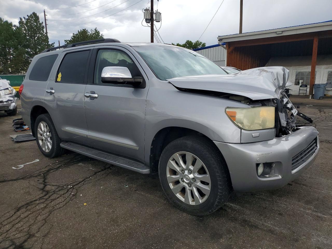 2010 TOYOTA SEQUOIA — фото 4