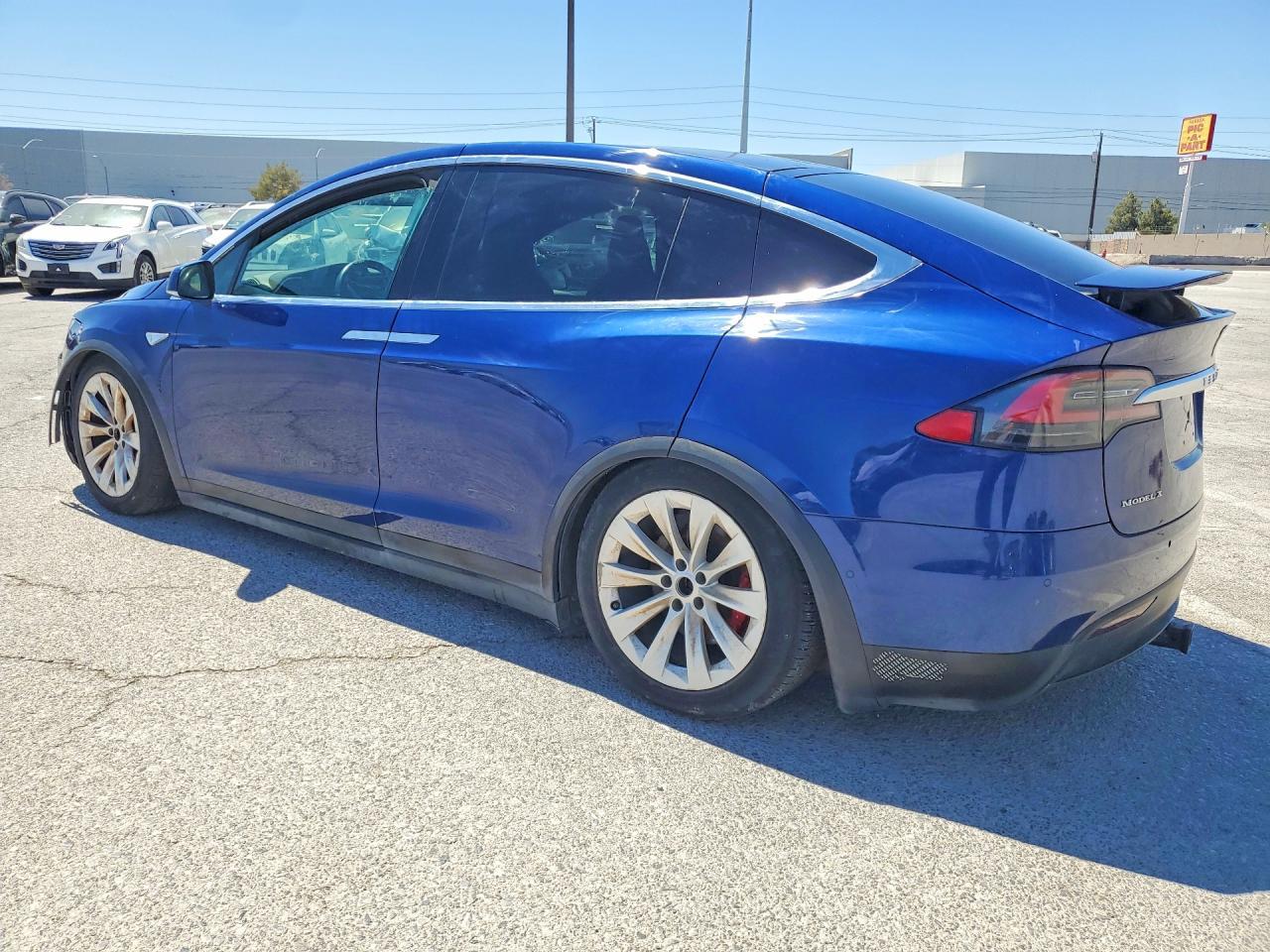 2016 TESLA MODEL X — фото 2