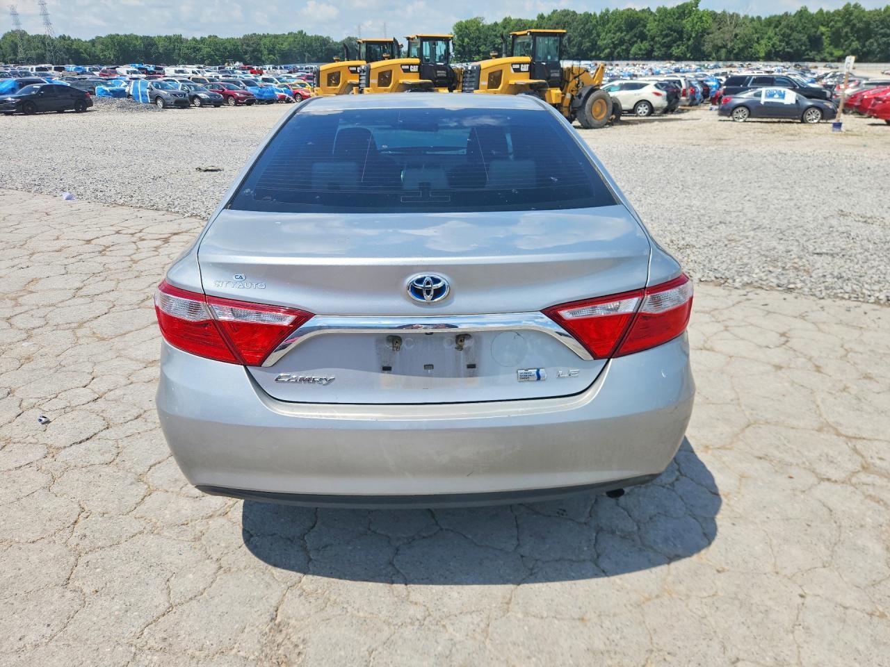 2016 TOYOTA CAMRY HYBRID — фото 6
