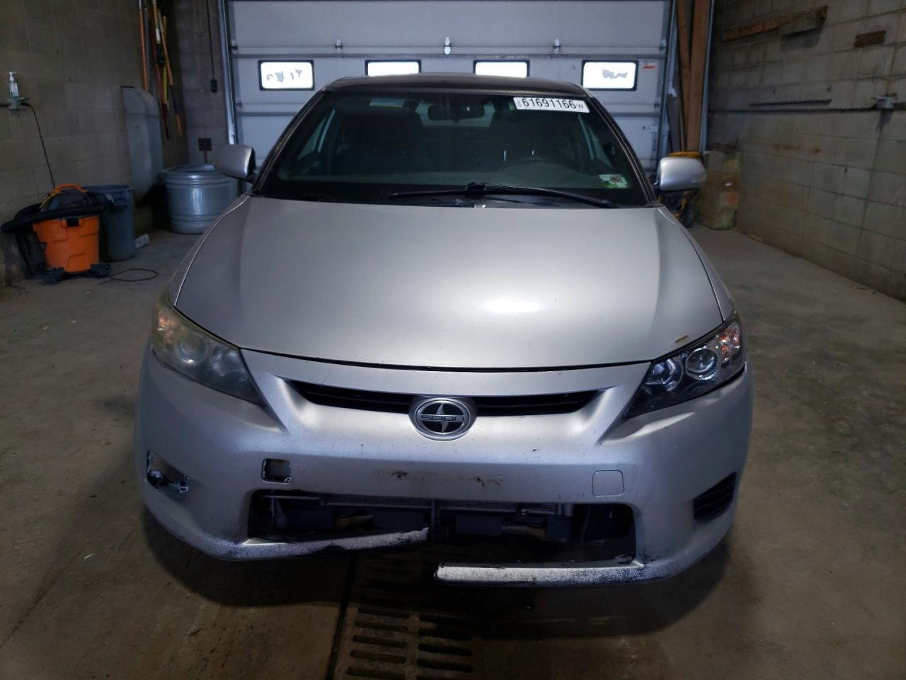 2012 SCION TC — фото 5