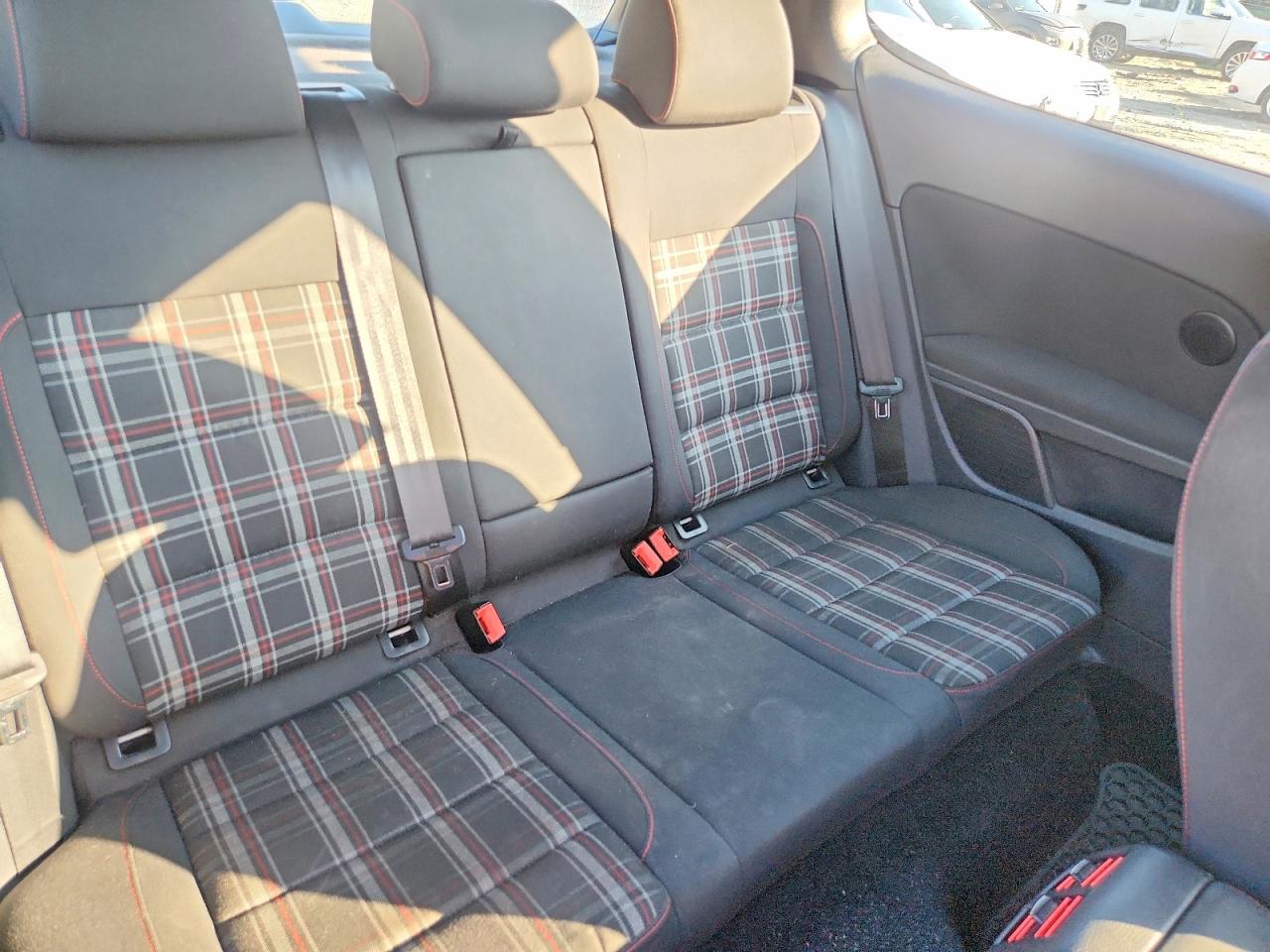 2012 VOLKSWAGEN GOLF GTI — фото 10