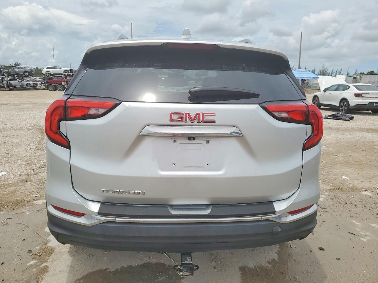 2019 GMC TERRAIN — фото 6