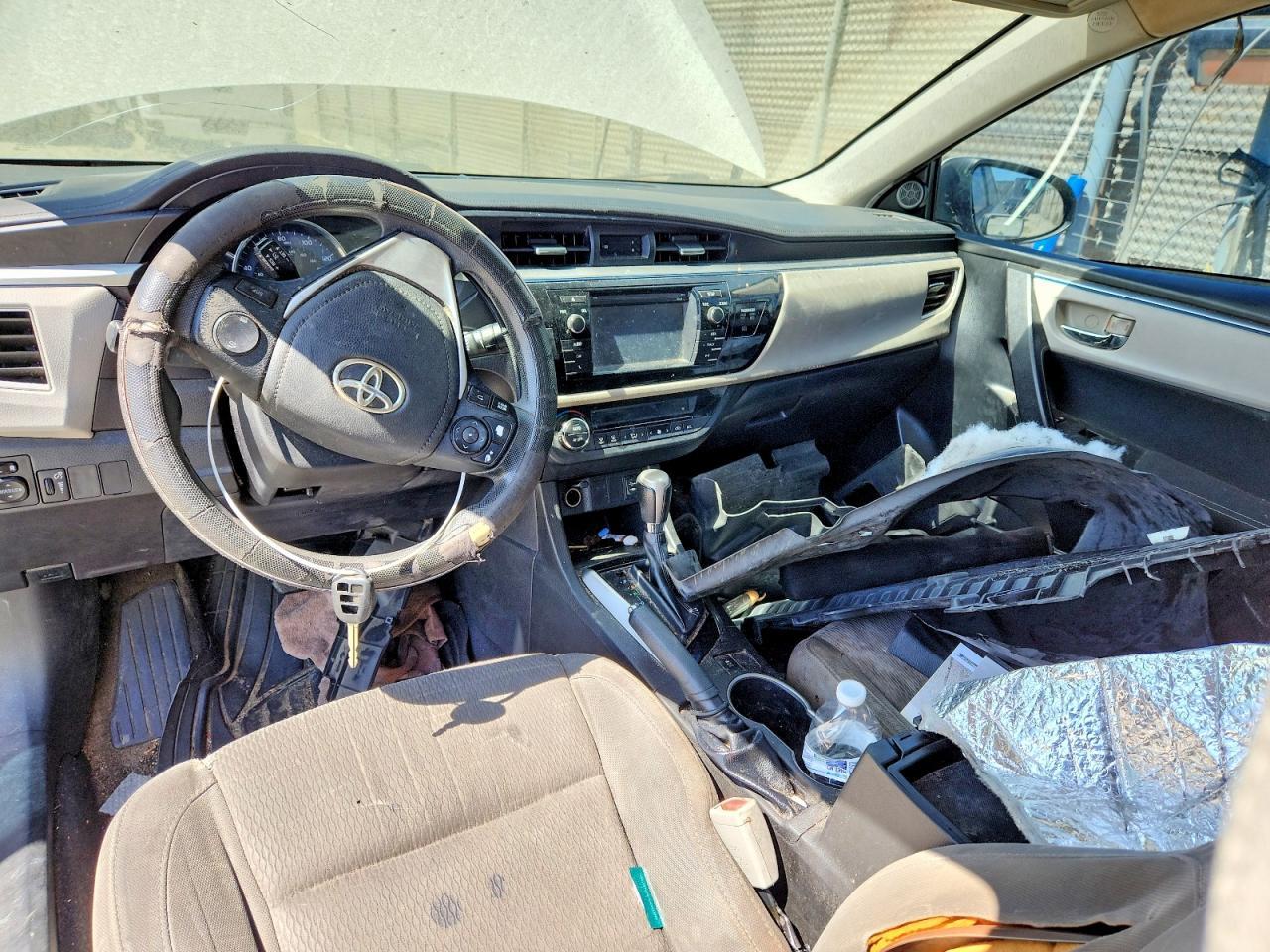 2015 TOYOTA COROLLA — фото 8