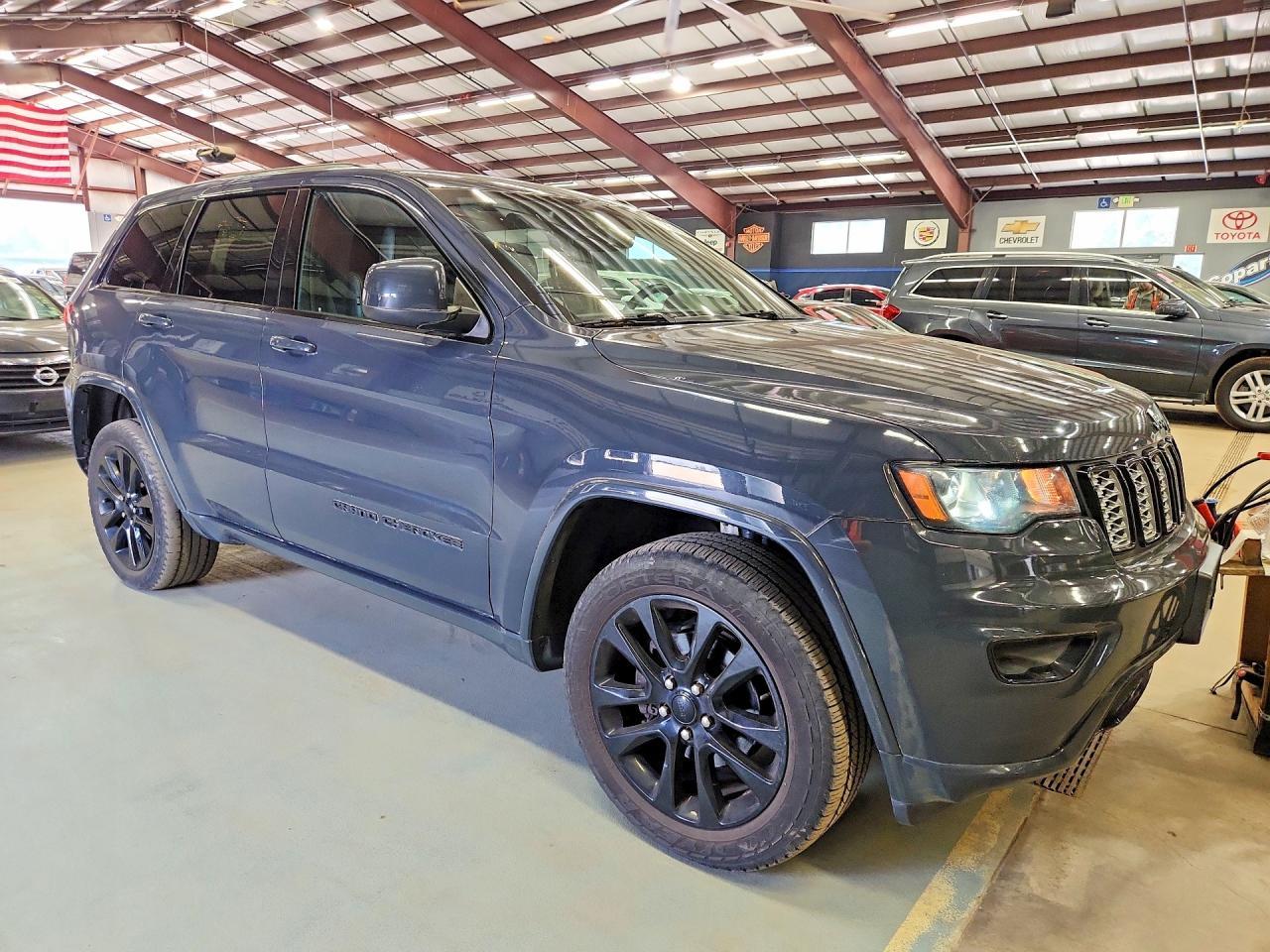 2018 JEEP GRAND CHEROKEE — фото 4