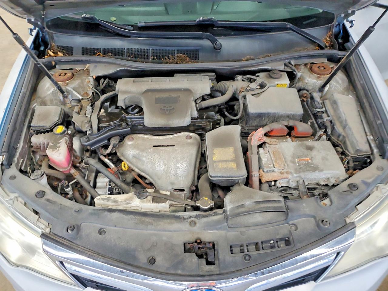 2013 TOYOTA CAMRY HYBRID — фото 11
