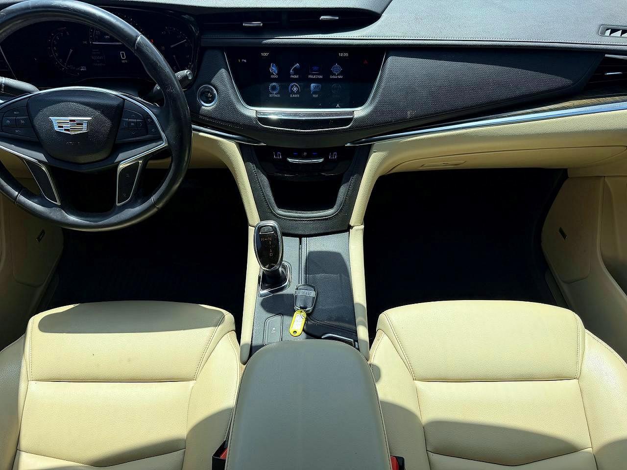 2017 CADILLAC XT5 — фото 8