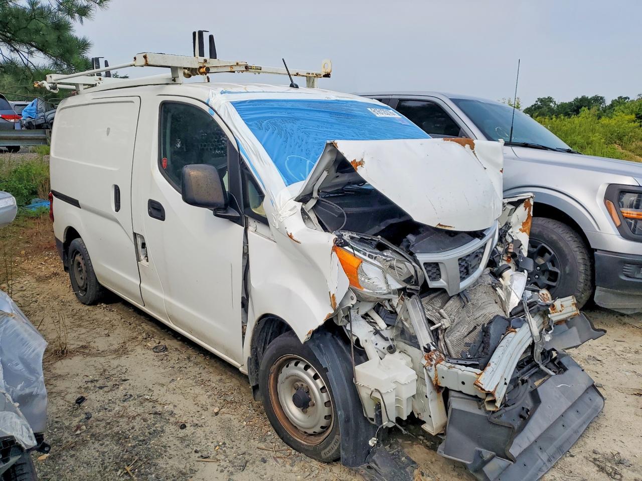 2019 NISSAN NV200 — фото 4