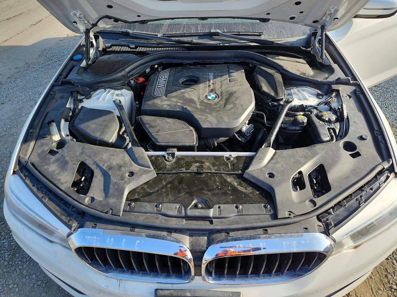 2017 BMW 5 SERIES — фото 11