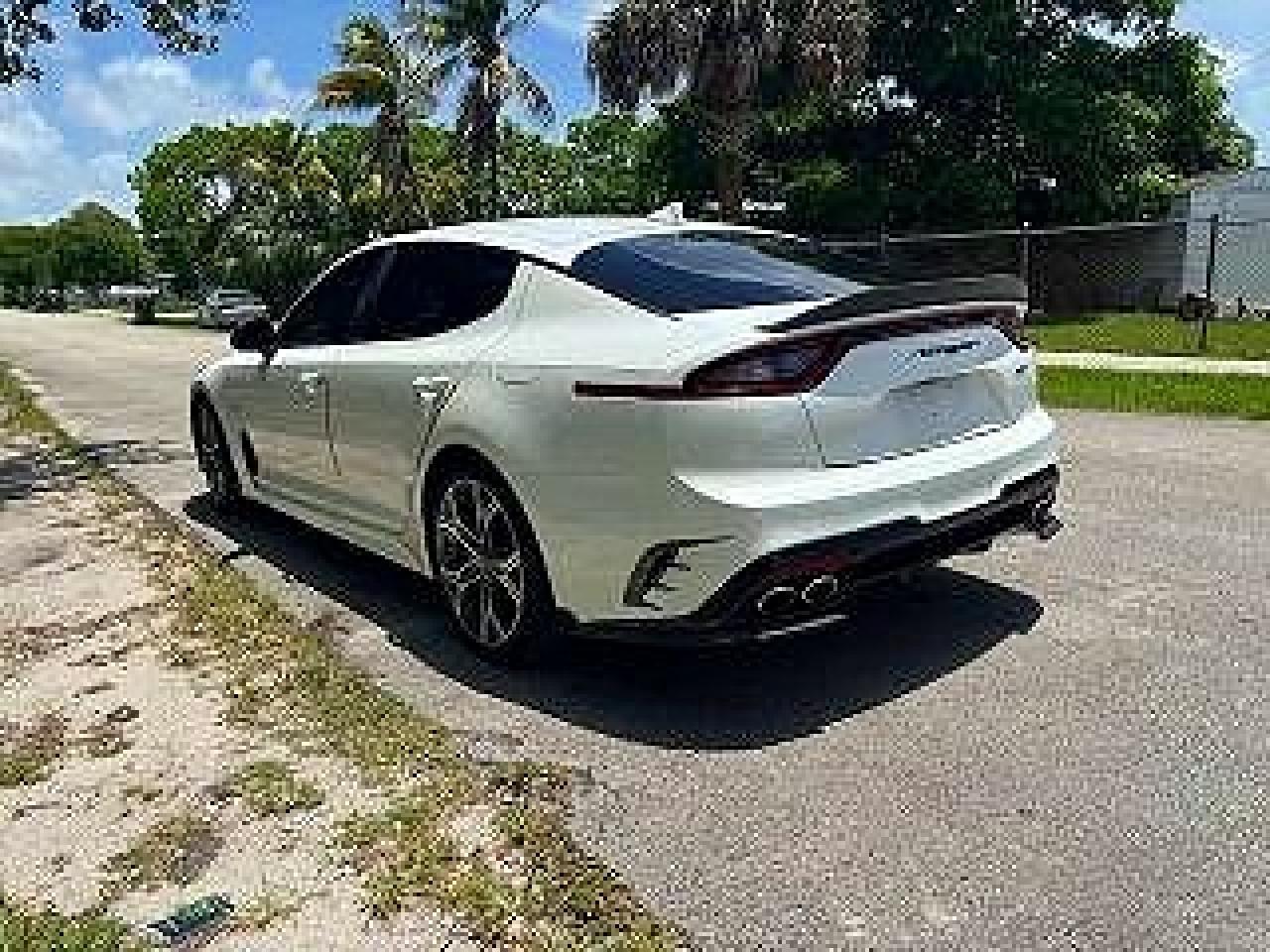 2019 KIA STINGER — фото 3