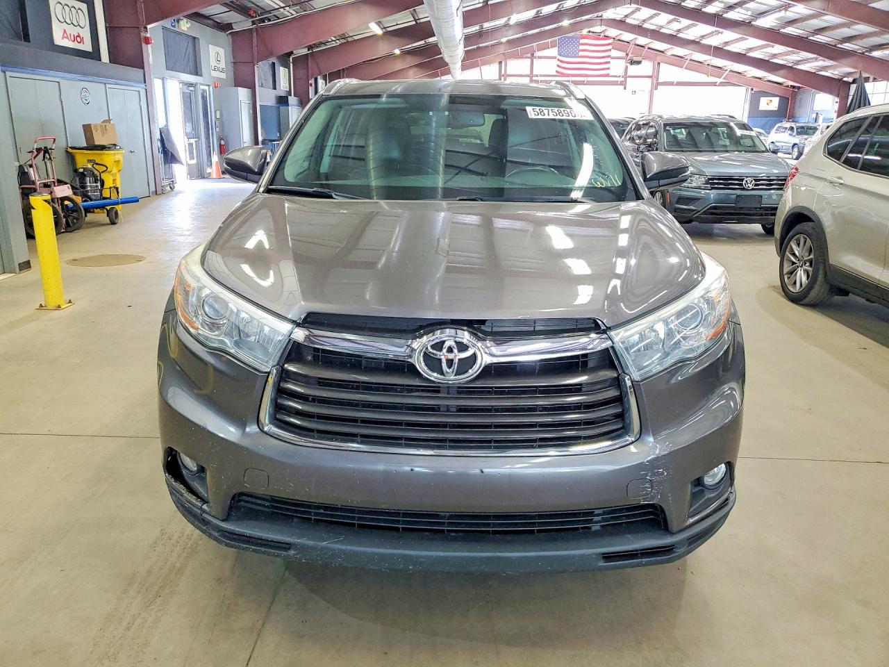 2016 TOYOTA HIGHLANDER — фото 5