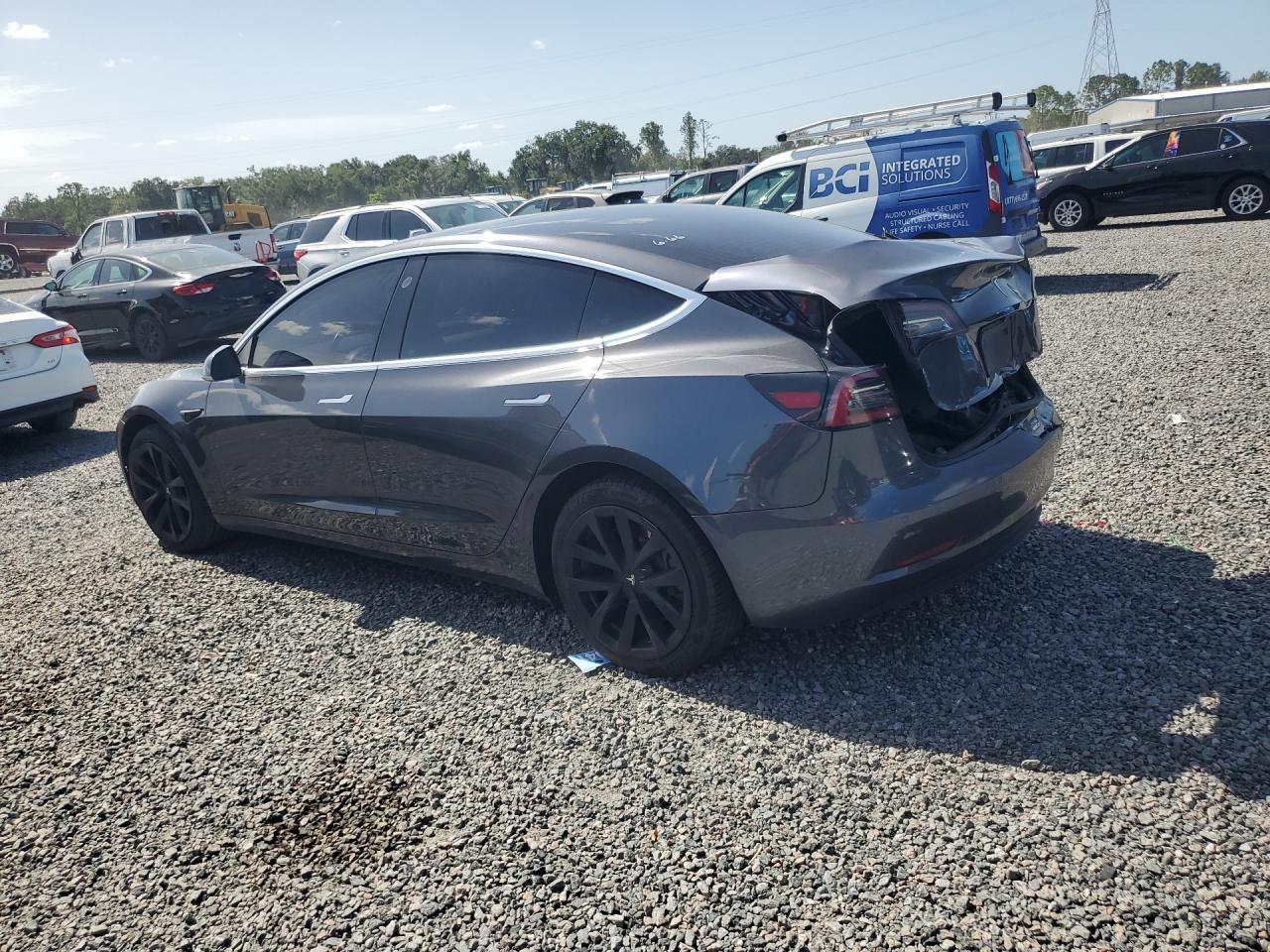 2019 TESLA MODEL 3 — фото 2