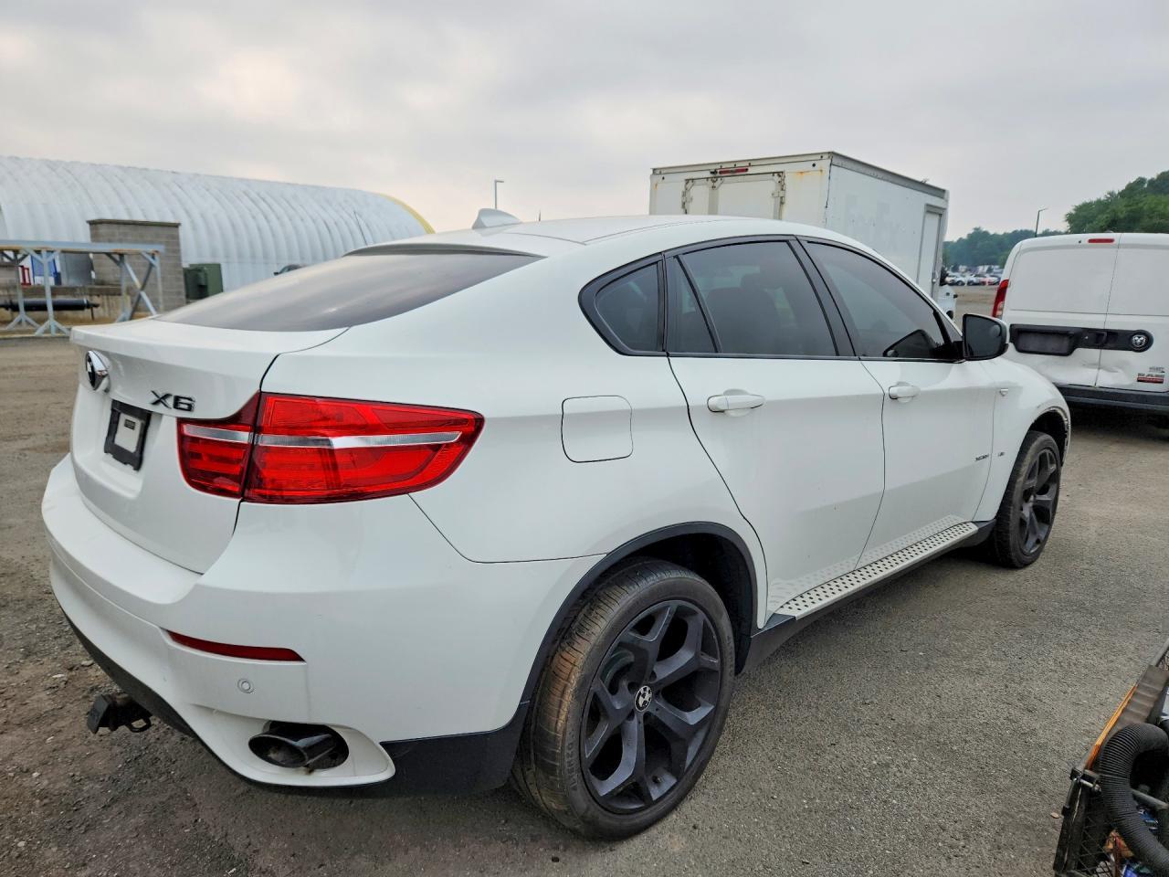 2014 BMW X6 — фото 3