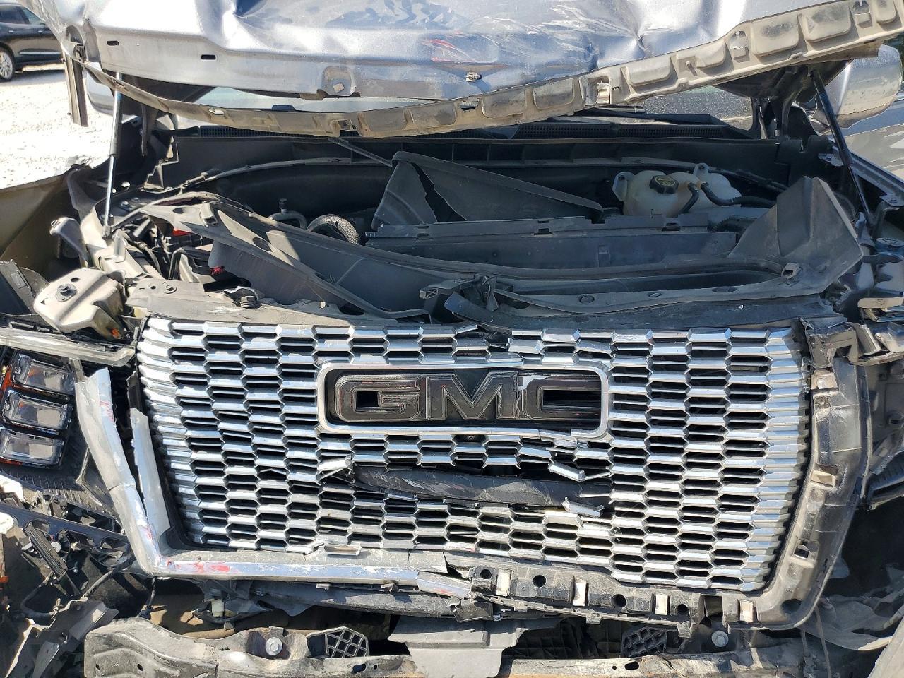 2021 GMC YUKON — фото 12
