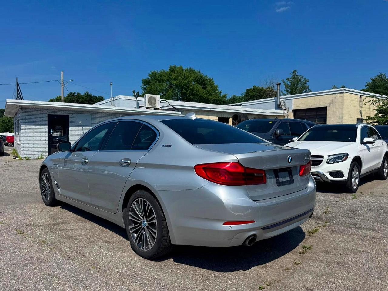 2018 BMW 5 SERIES — фото 3