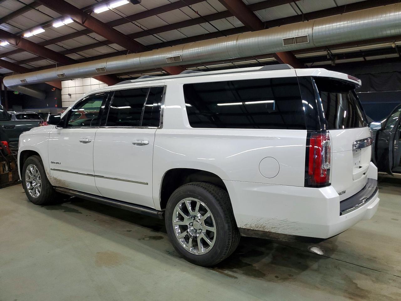 2016 GMC YUKON — фото 2