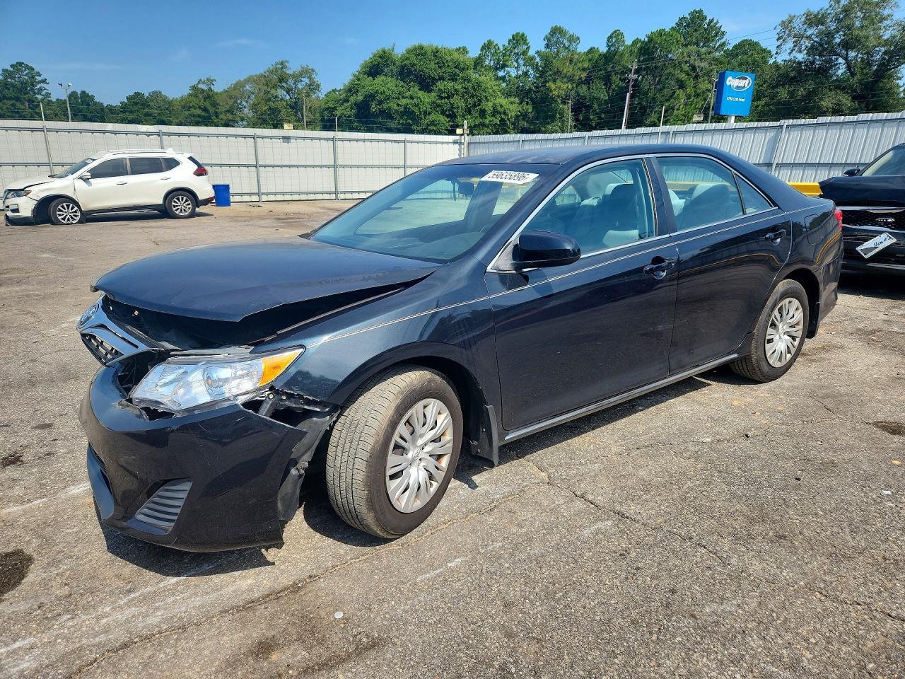 2013 TOYOTA CAMRY — фото 1