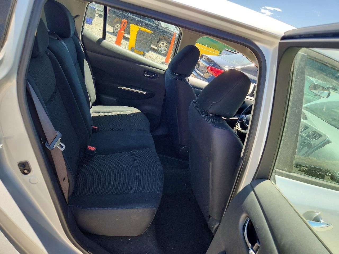 2013 NISSAN LEAF — фото 10