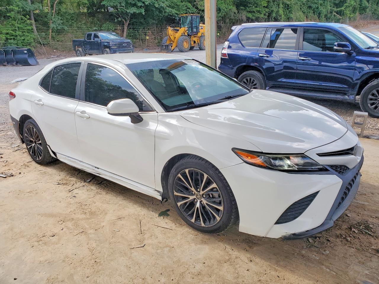 2018 TOYOTA CAMRY — фото 4