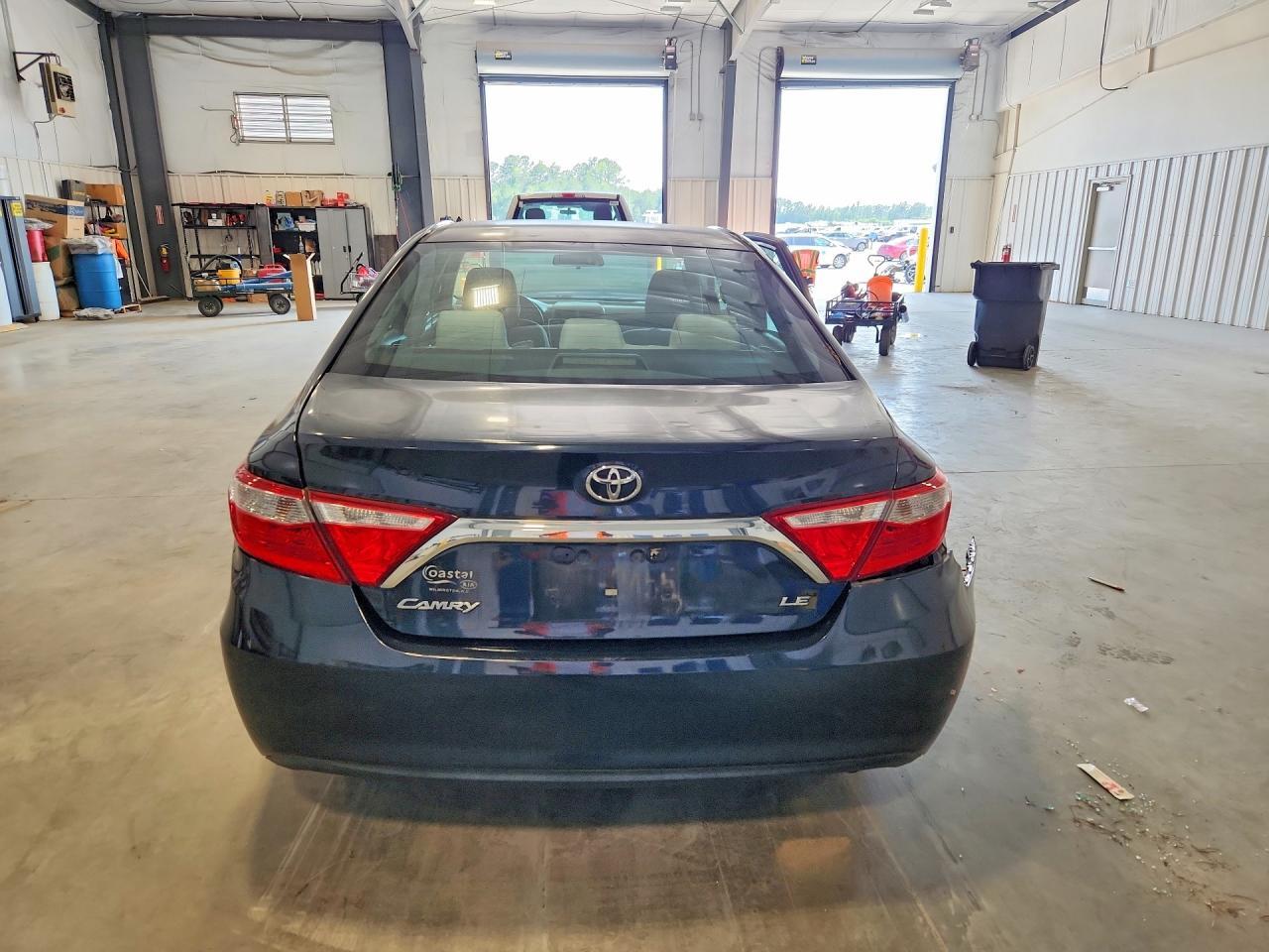 2016 TOYOTA CAMRY — фото 6