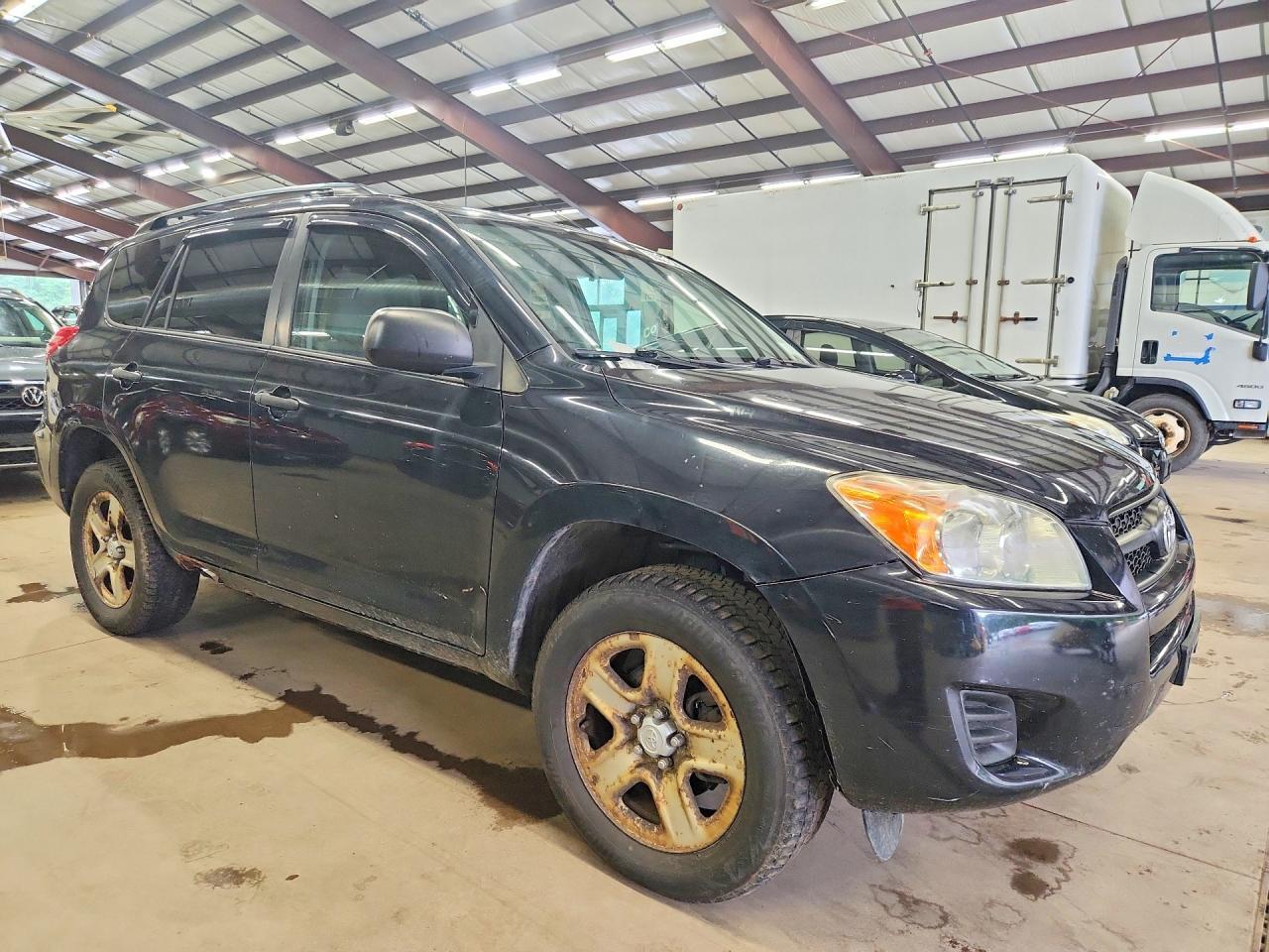 2010 TOYOTA RAV4 — фото 4