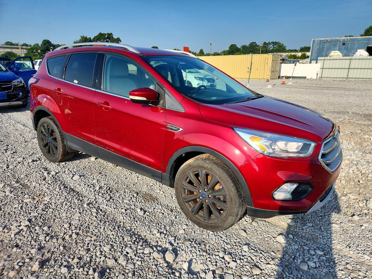 2017 FORD ESCAPE — фото 4