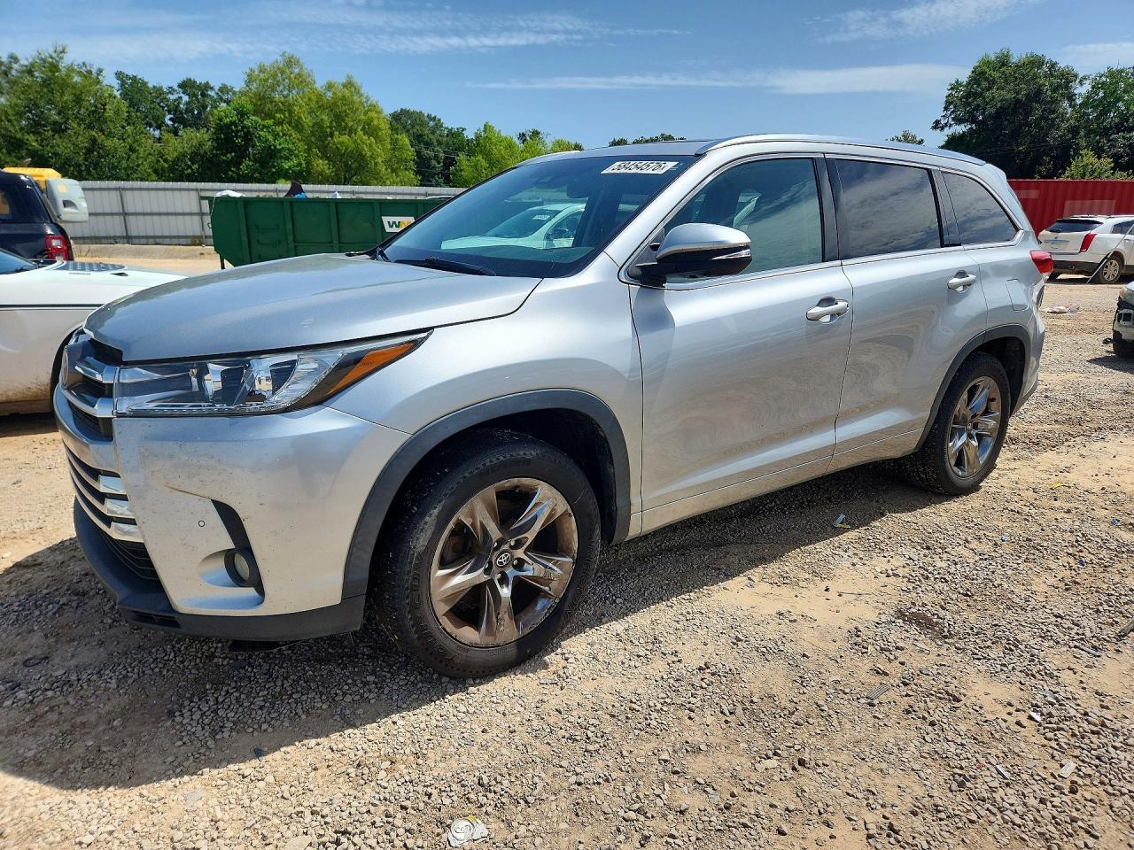 2017 TOYOTA HIGHLANDER — фото 1