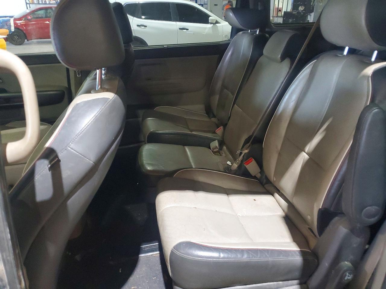 2017 KIA SEDONA — фото 11