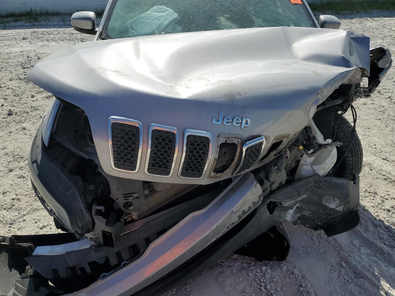 2019 JEEP GRAND CHEROKEE — фото 12