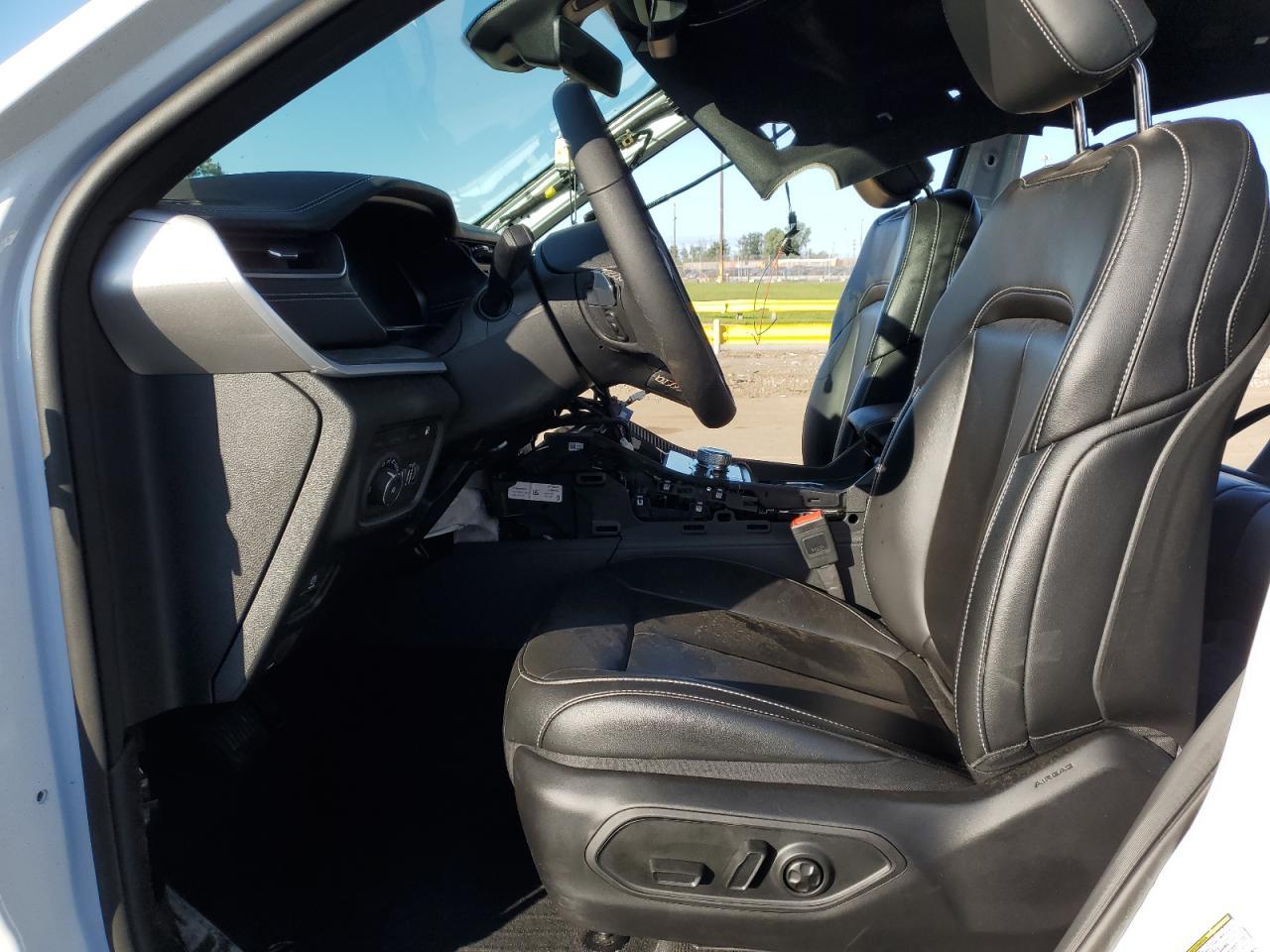 2025 JEEP GRAND CHEROKEE — фото 7
