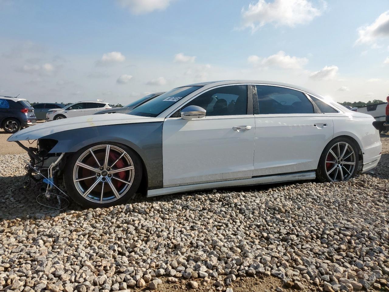 AUDI S8