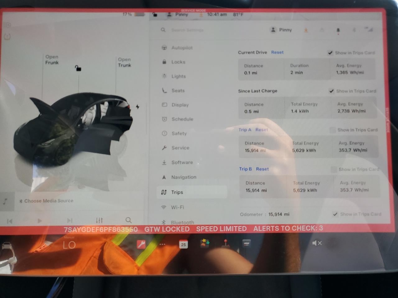 TESLA MODEL Y