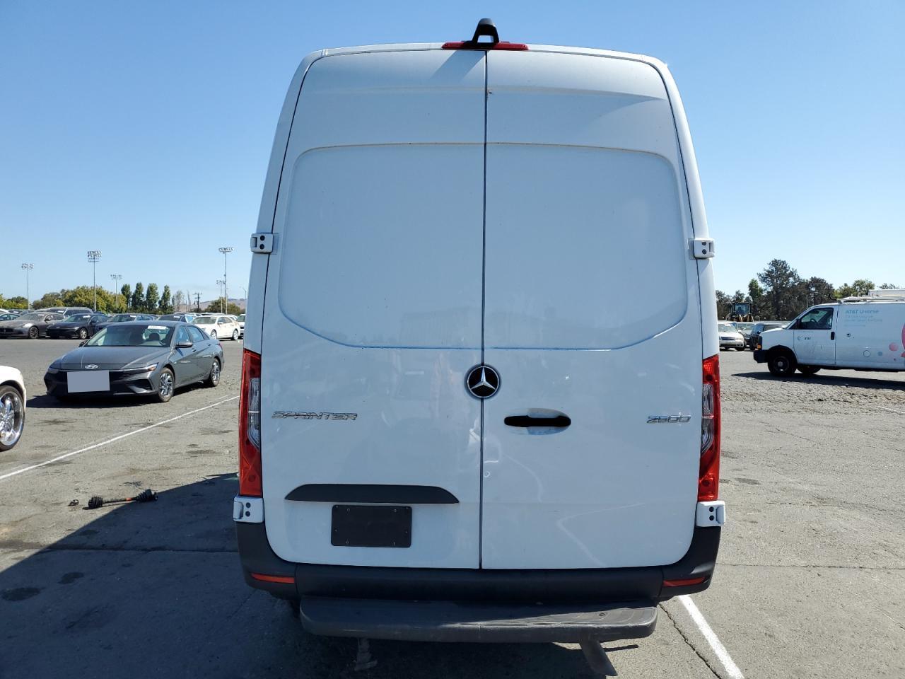MERCEDES-BENZ SPRINTER