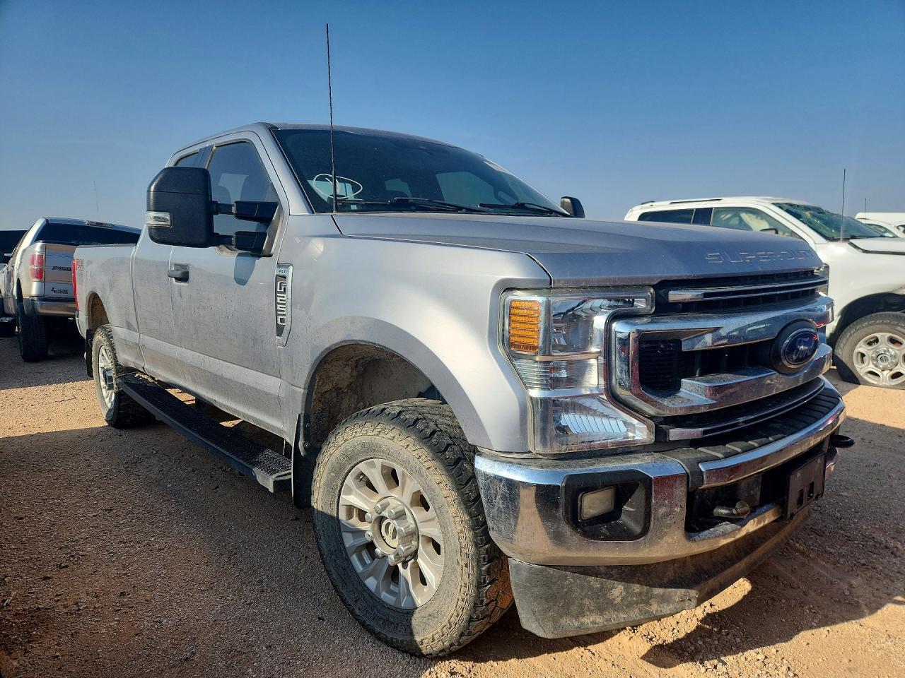 2022 FORD F-250 — фото 4