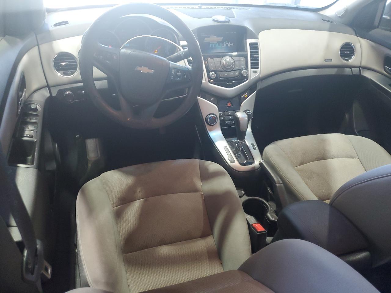 CHEVROLET CRUZE