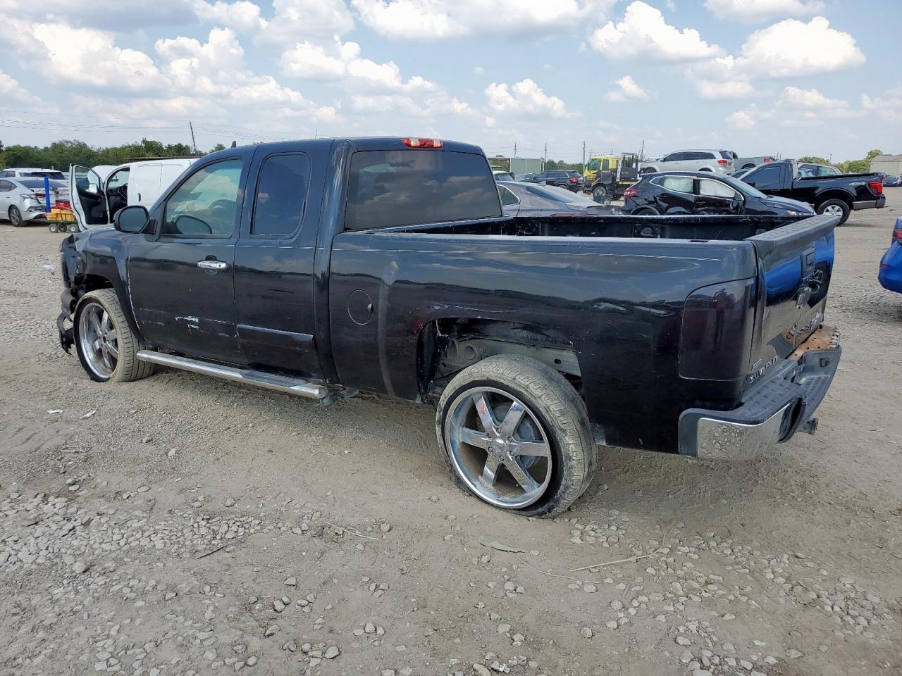 2012 CHEVROLET SILVERADO 1500 — фото 2