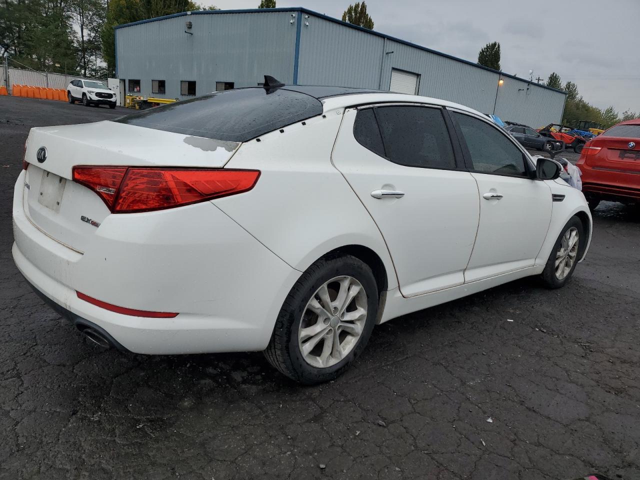 2013 KIA OPTIMA — фото 3