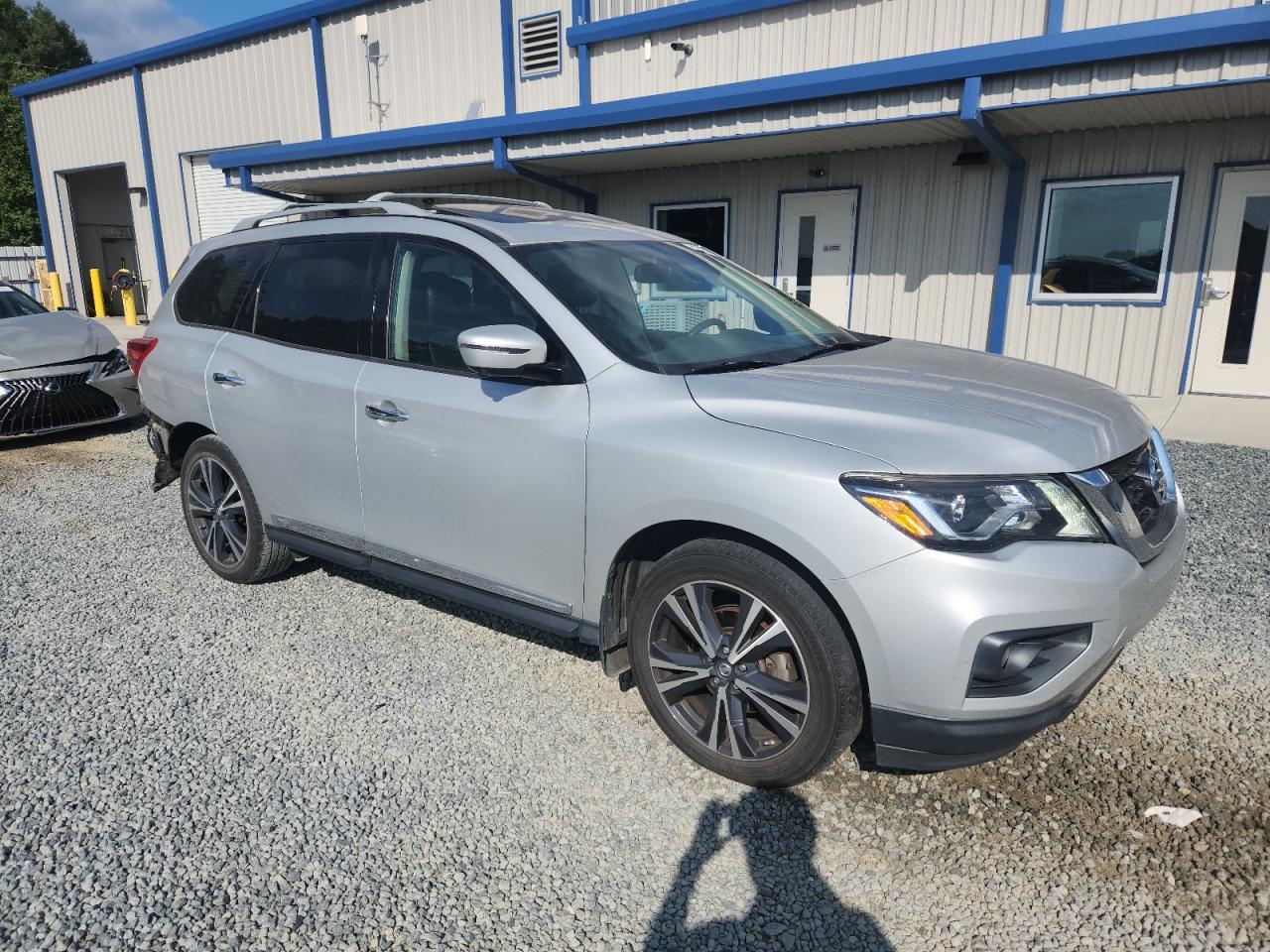 NISSAN PATHFINDER