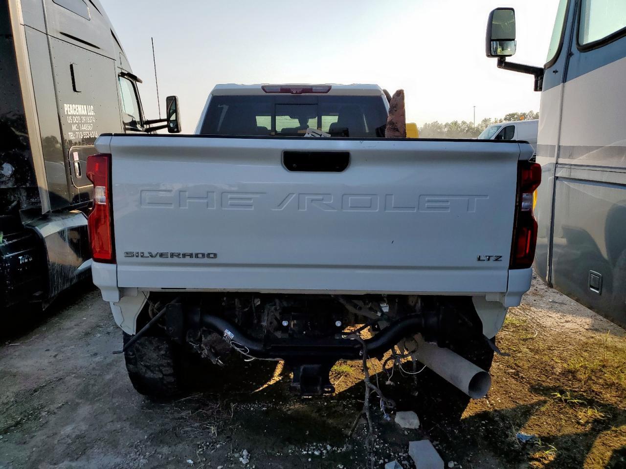 CHEVROLET SILVERADO