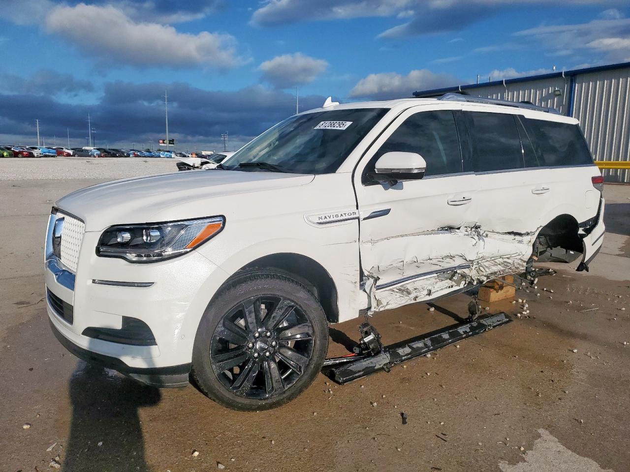 LINCOLN NAVIGATOR