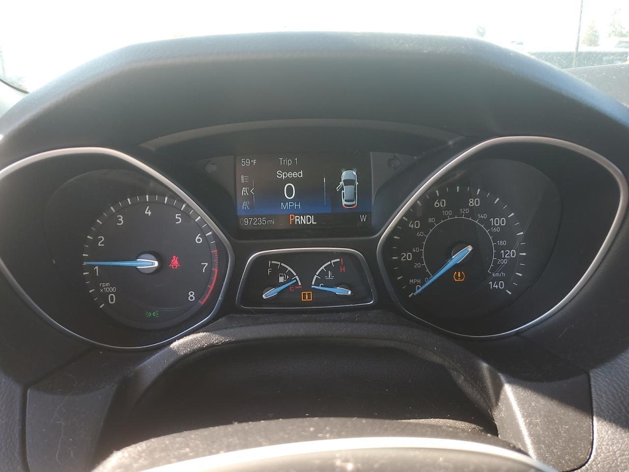 FORD FOCUS