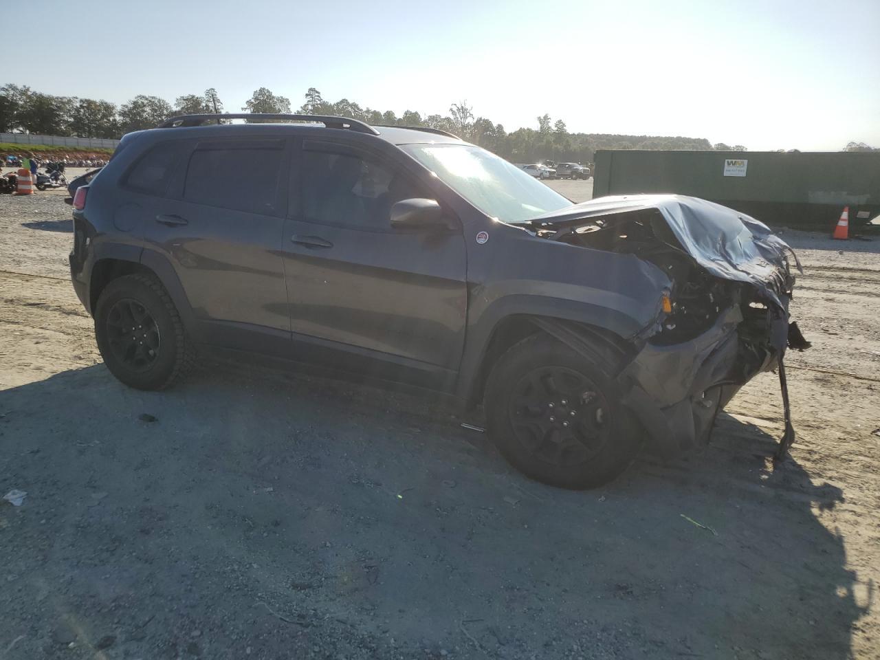 2019 JEEP CHEROKEE — фото 4