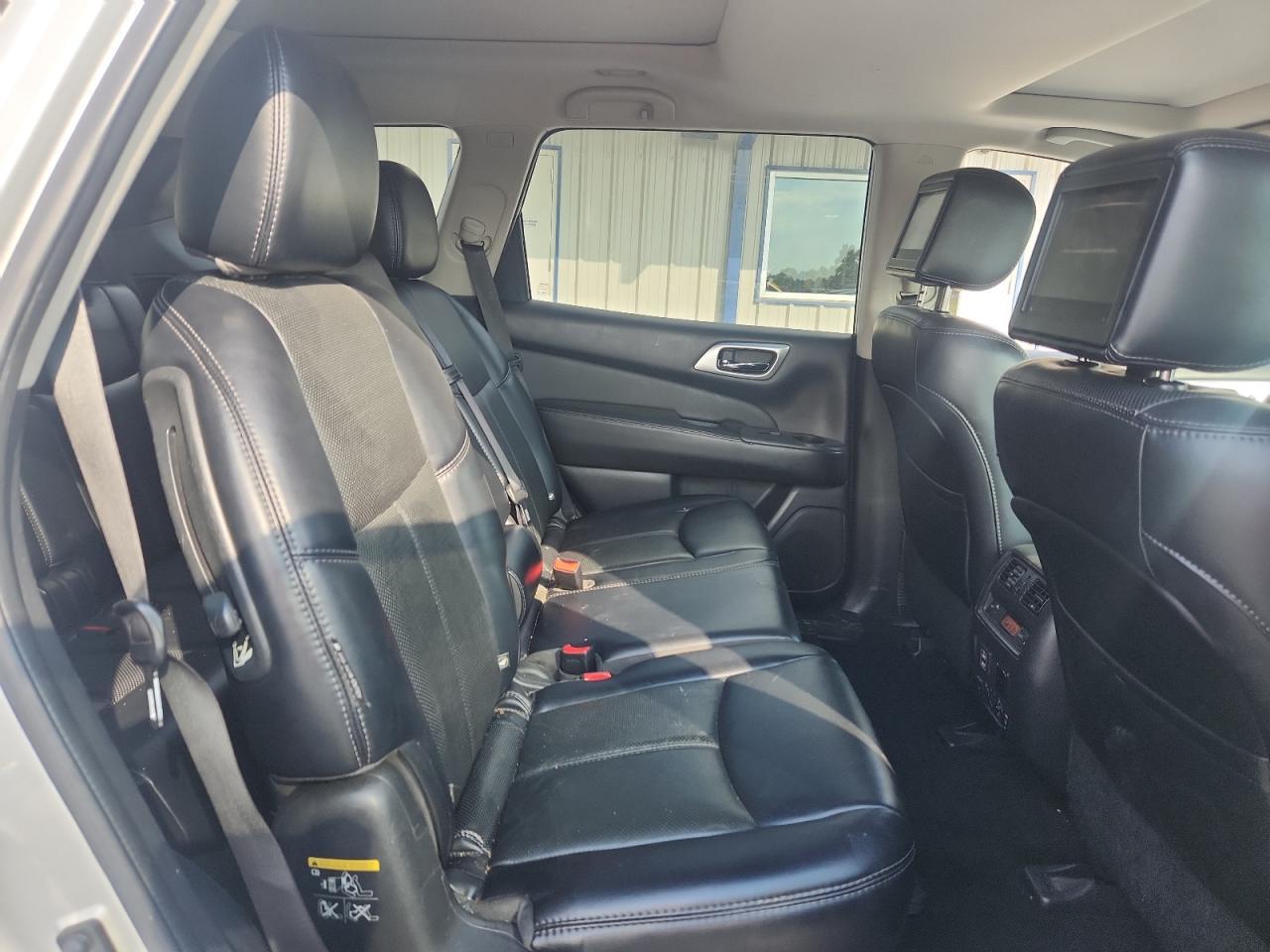NISSAN PATHFINDER