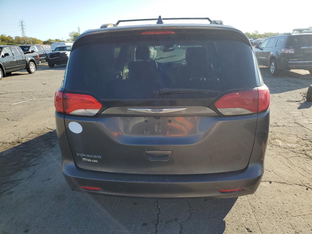 CHRYSLER VOYAGER