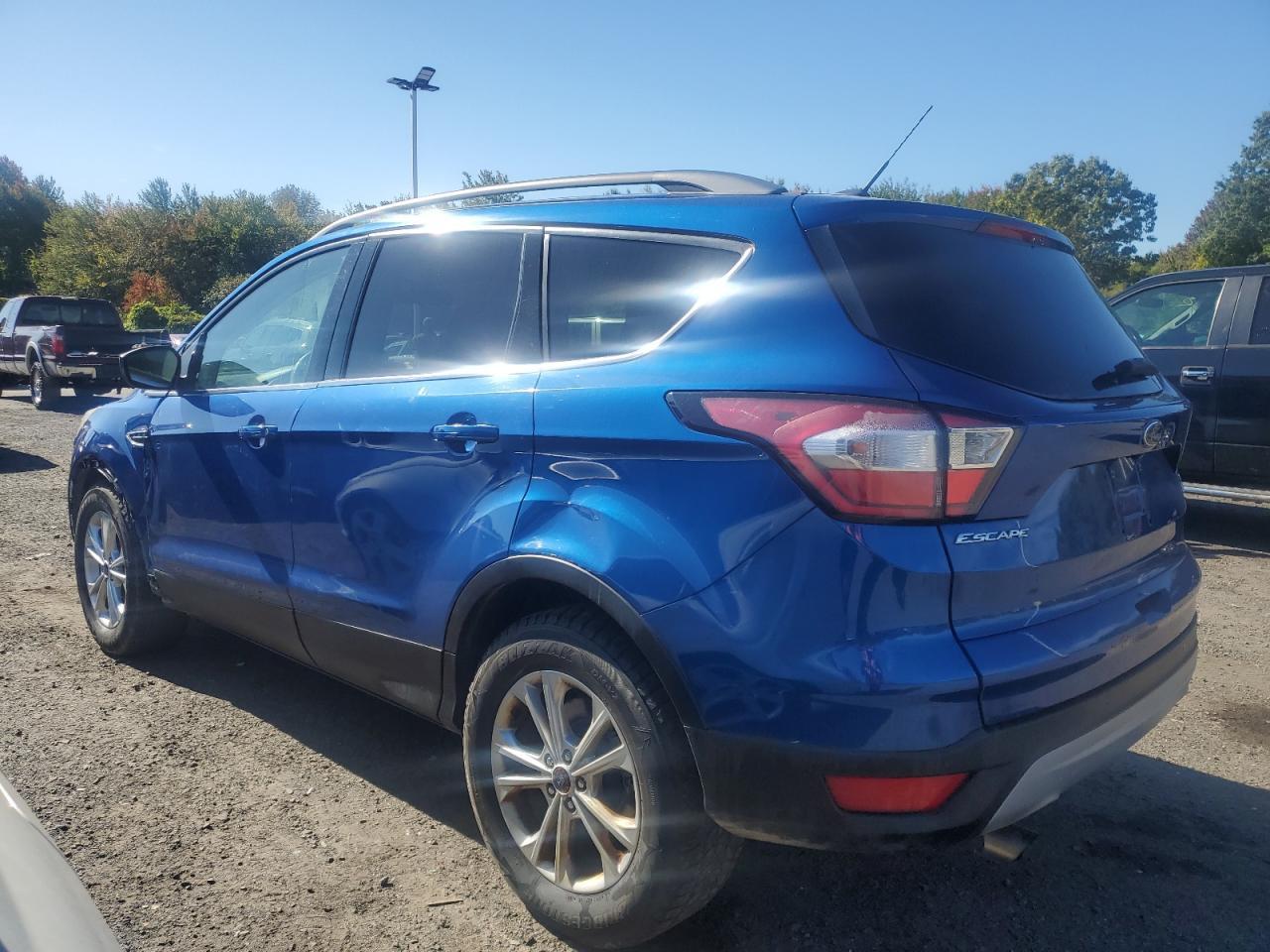 FORD ESCAPE