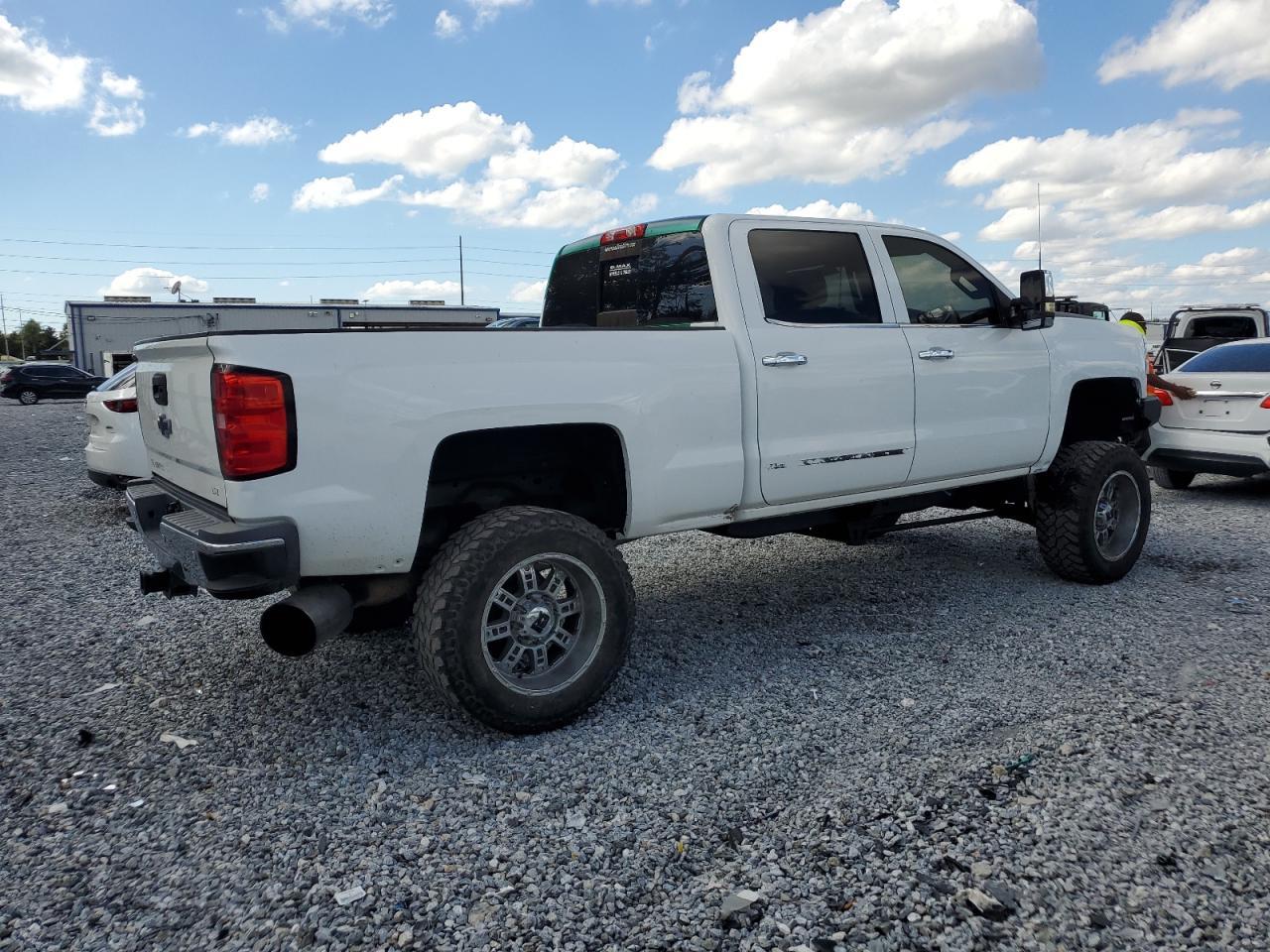 CHEVROLET SILVERADO