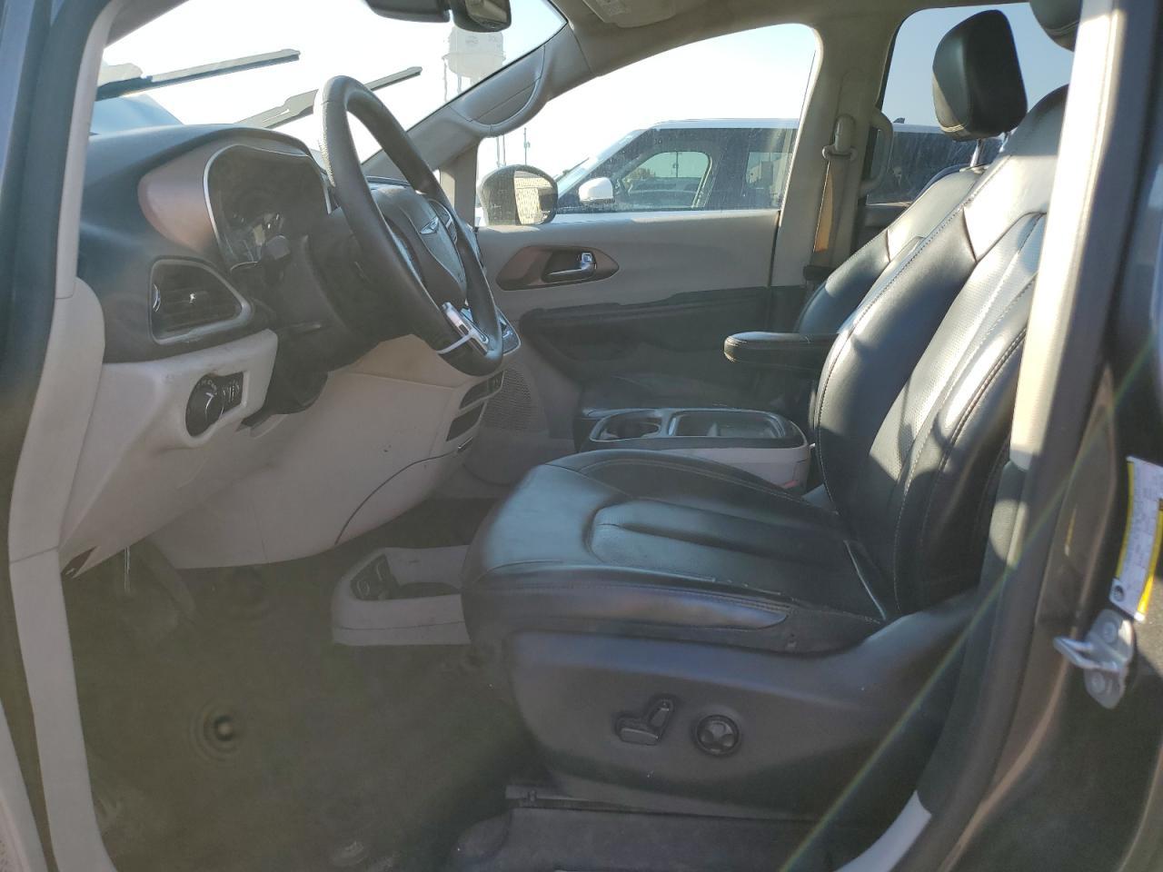 CHRYSLER VOYAGER